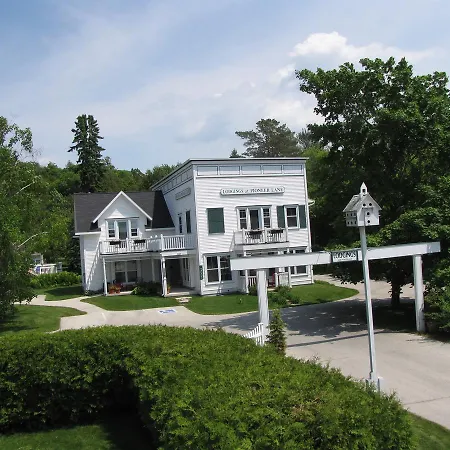 The Lodgings At Pioneer Lane Hotel